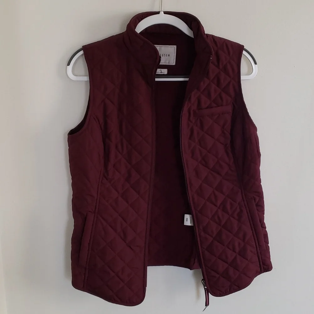 Van Heusen quilted vest - Picture 1 of 5